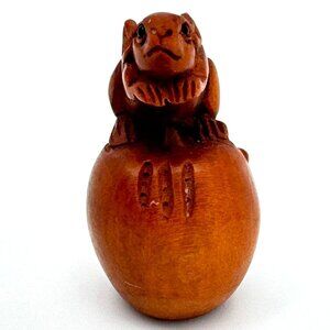 Ojime Bead Netsuke Mouse on Apple Fruit Hand-Carved Boxwood  Signed Figurine